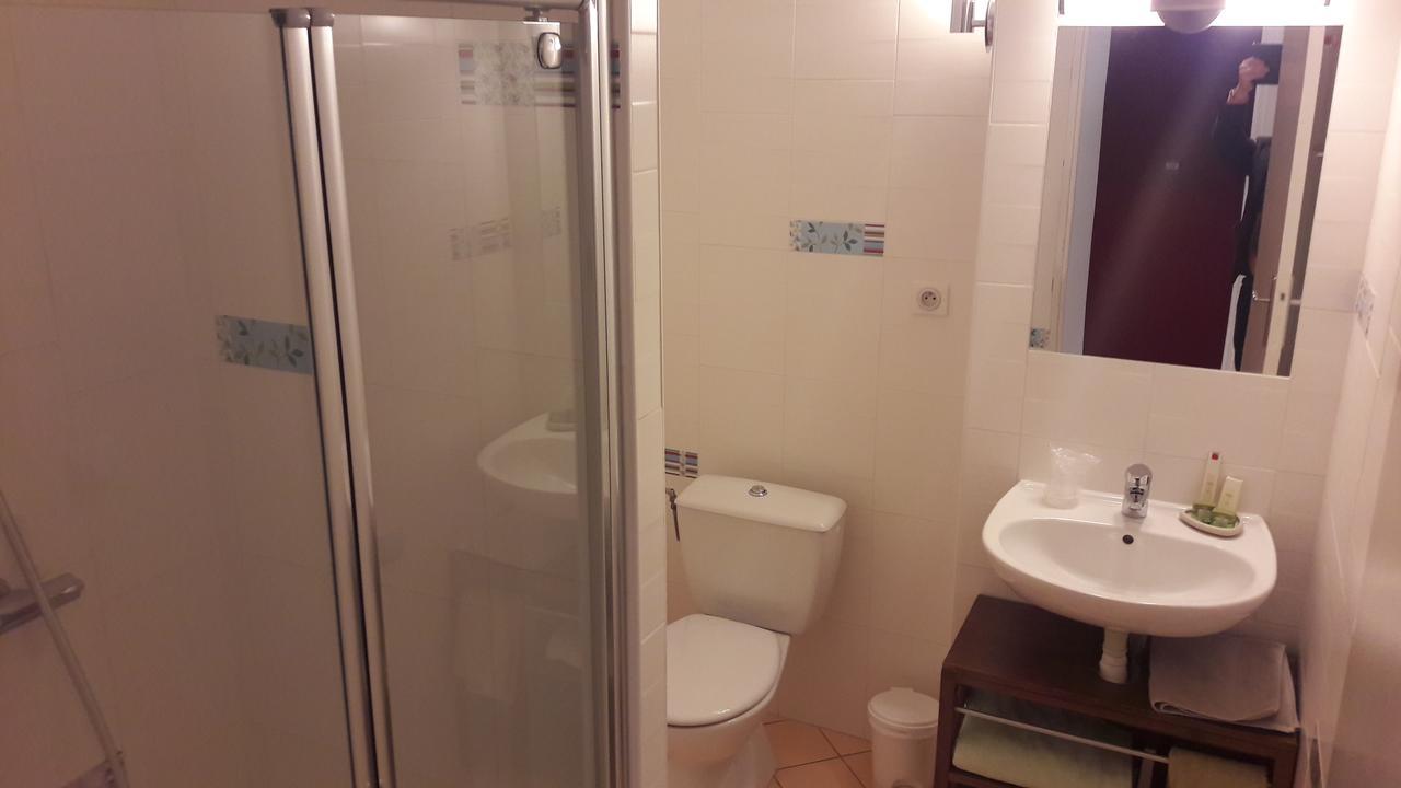 Hotel Les Aubepines Illiers-Combray ภายนอก รูปภาพ
